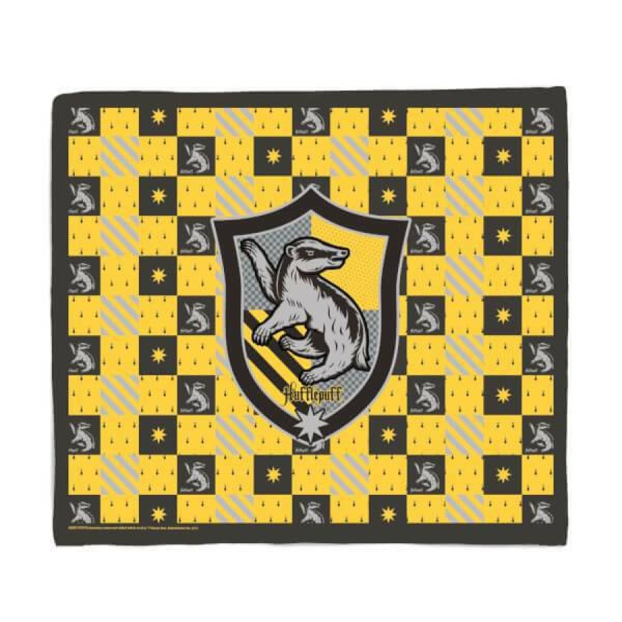 Soft Furnishings * | Top Selling Harry Potter Hufflepuff Fleece Blanket