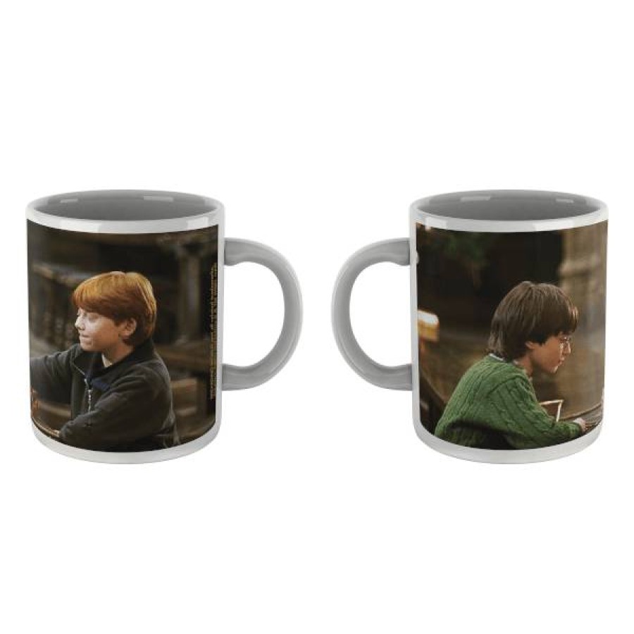 Geek Drinkware * | Clearance Sale Harry Potter Harry And Ron Playing Chess Mug